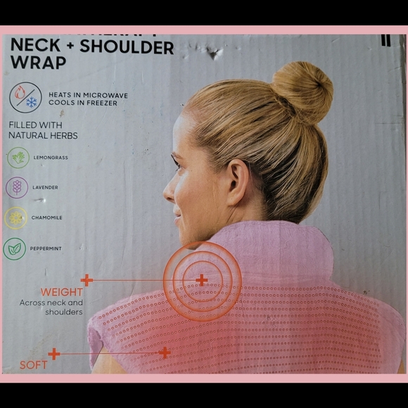 Sharper Image Aromatherapy Neck and Shoulder Wrap- Color Pink..NIB - Picture 2 of 8